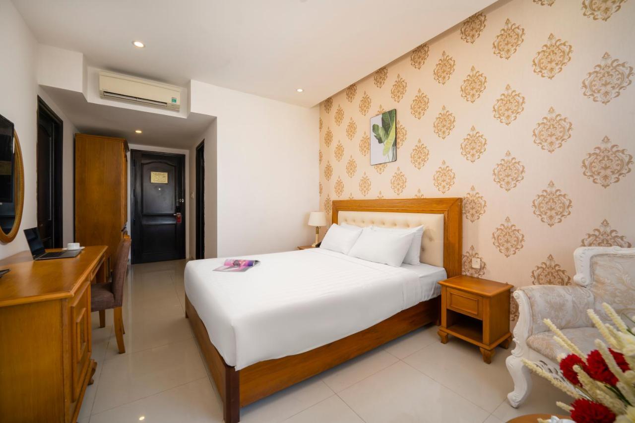 Royal Family Hotel Da Nang Zewnętrze zdjęcie